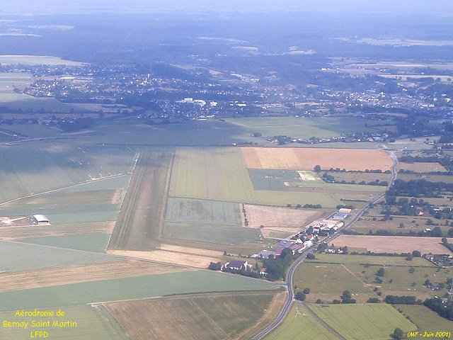 01 Bernay Saint-Martin Airport