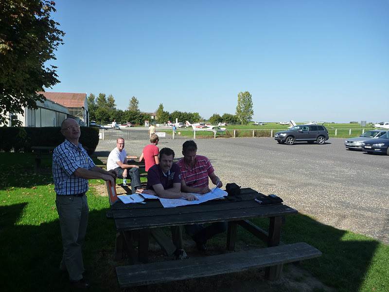 05 Bernay Saint-Martin Airport