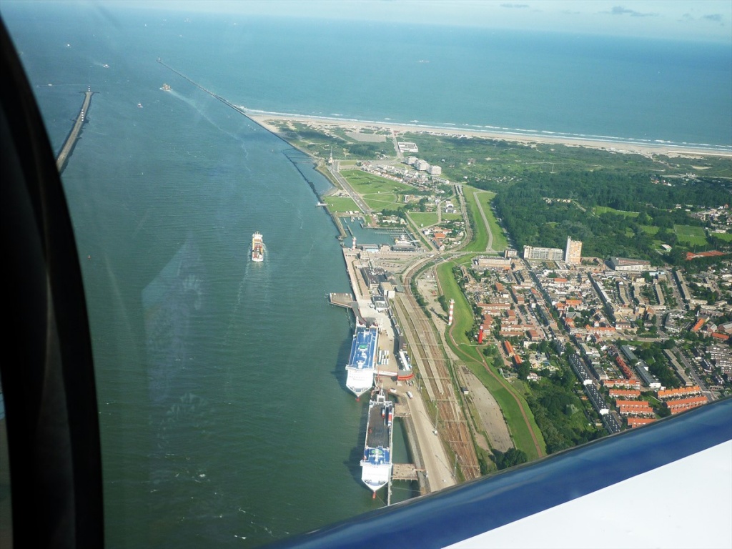 15 Hoek van Holland