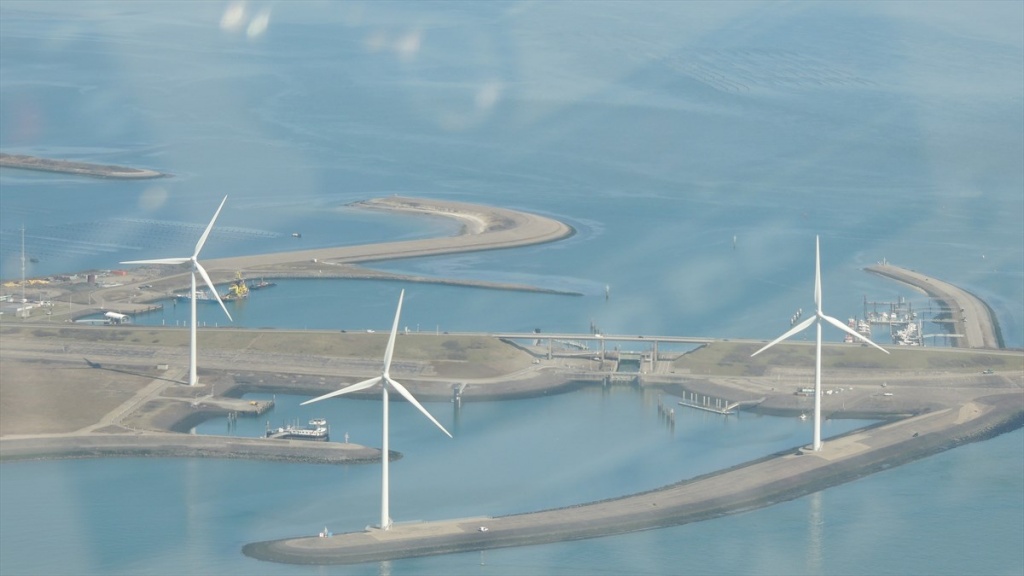 21 Oosterschelde kering - eiland Neeltje Jans