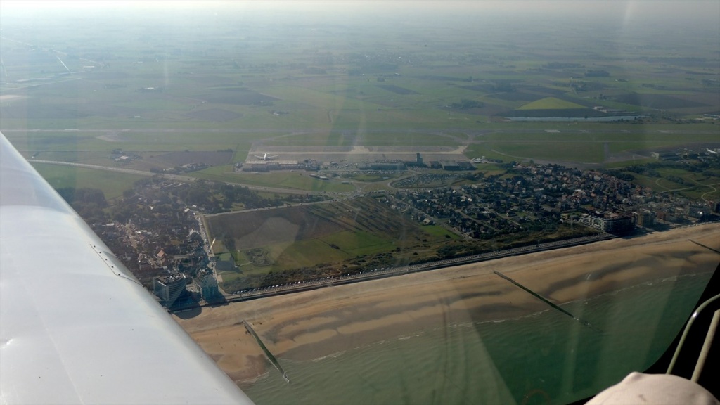 06 Oostende-Brugge International Airport