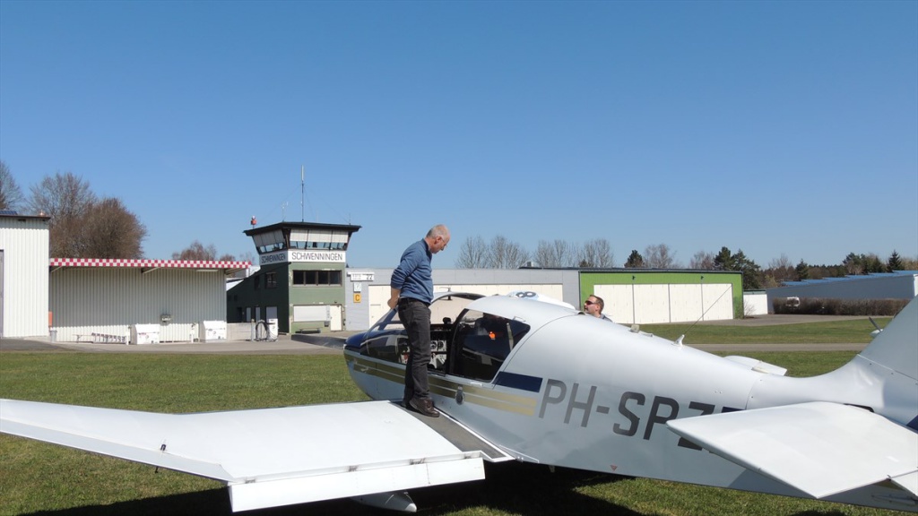 28 Schwenningen am Neckar Airport - EDTS