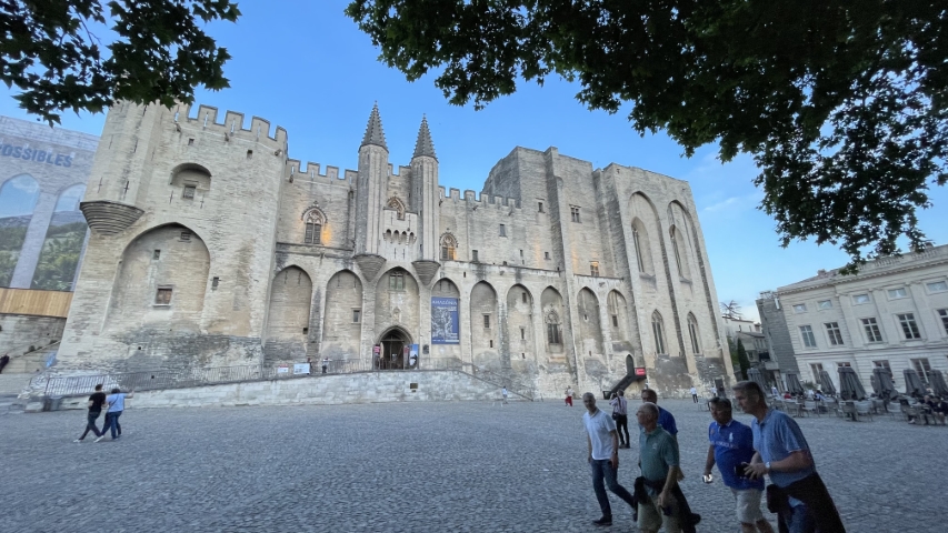 24_Avignon
