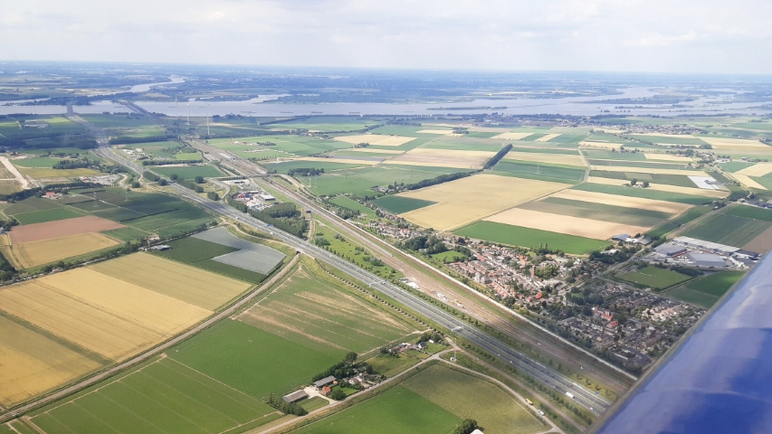 16_Moerdijkbruggen_in_zicht